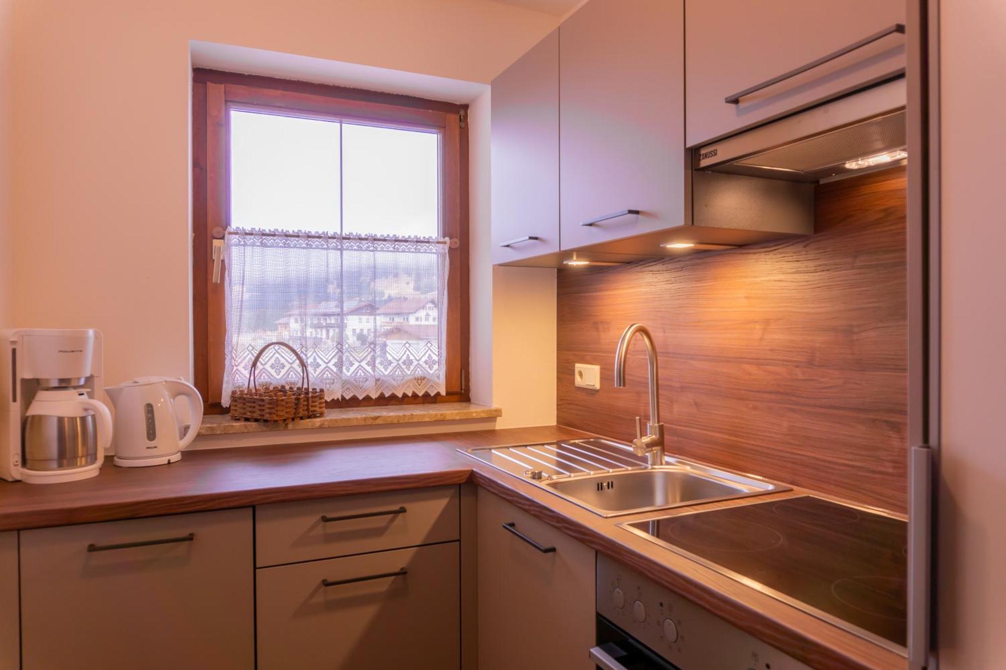 Ferienwohnung Gästehaus Wötzer und Landhaus Stocka Grän Exterior foto